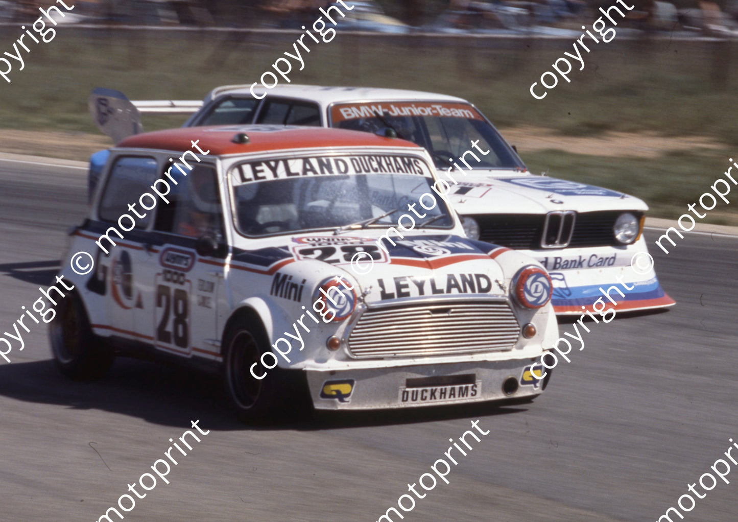 1977 Wynns 28 Andy Terlouw Ron Samuel Mini Cooper S (courtesy Roger Swan) (1)
