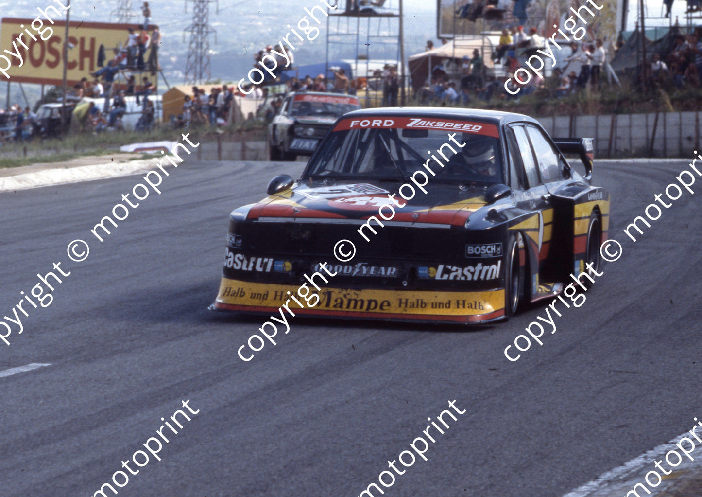 1977 Wynns 2 Armin Hahne Toine Hezemans Escort RS1800(courtesy Roger Swan) (4)