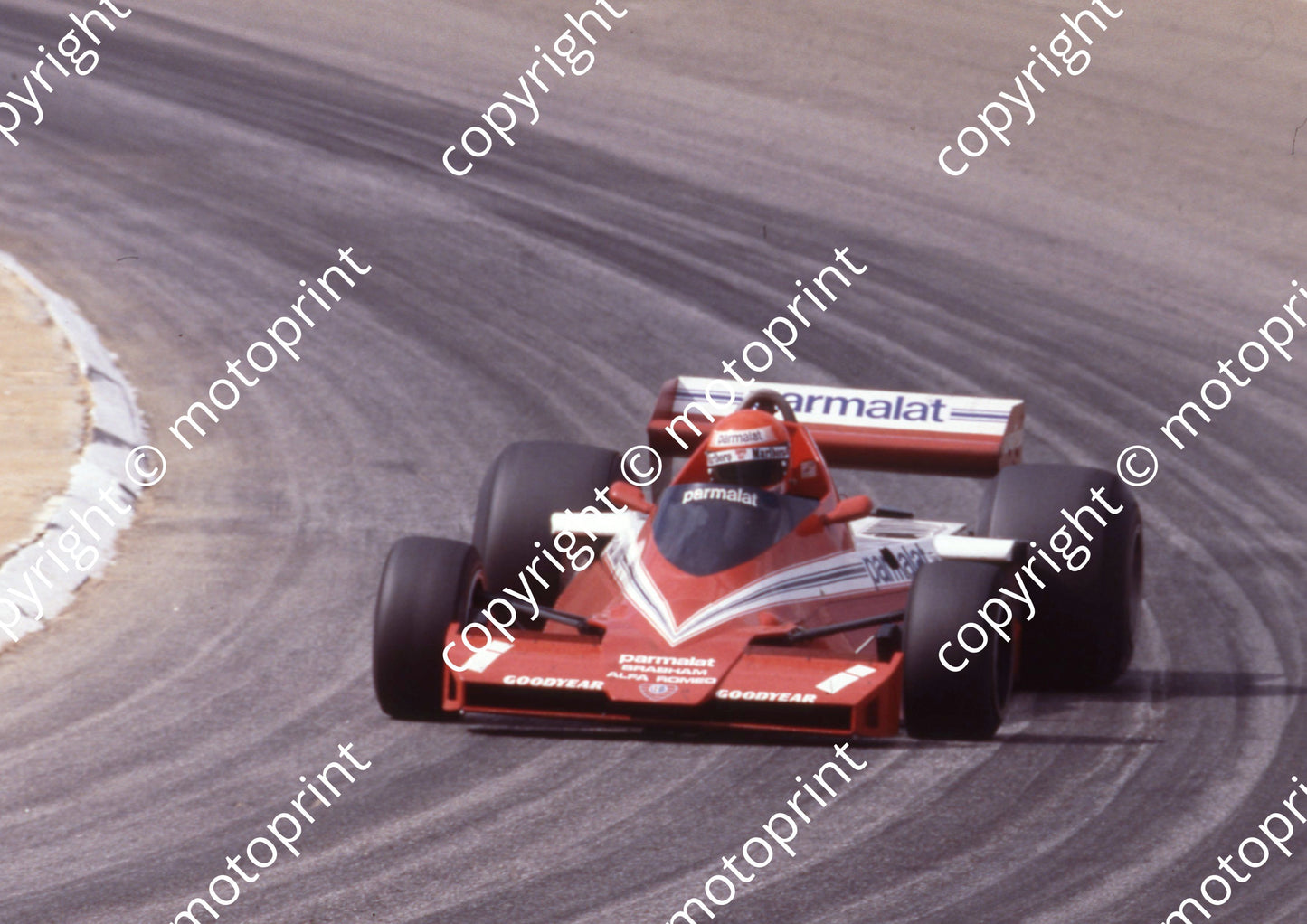 1978 SA GP 1 Niki Lauda Brabham Alfa BT46-4 (Courtesy Roger Swan) (5)
