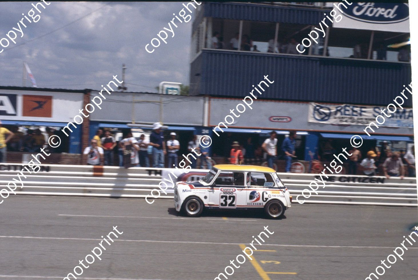 1978 Wynns 32 Cam McKie Thomson, Giv Givannoni Mini (Courtesy Roger Swan) (76)