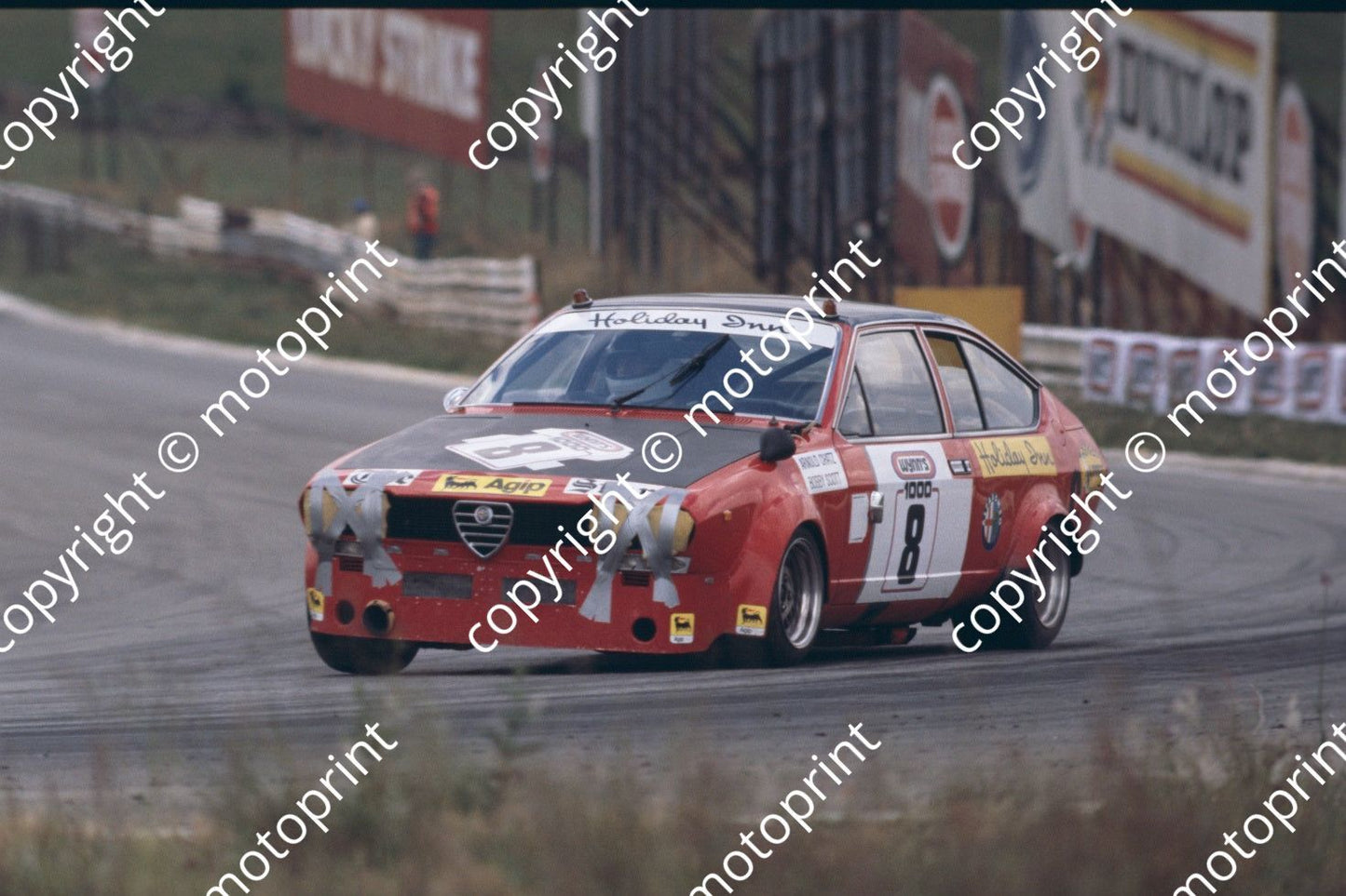 1978 Wynns 8 Arnold Chatz, Bobby Scott Alfetta GTV Courtesy Roger Swan) (87)