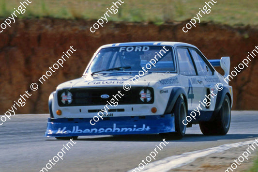 1979 SA GP support Mnf challenge 4 Sarel van der Merwe Escort edited (Roger Swan)(1)