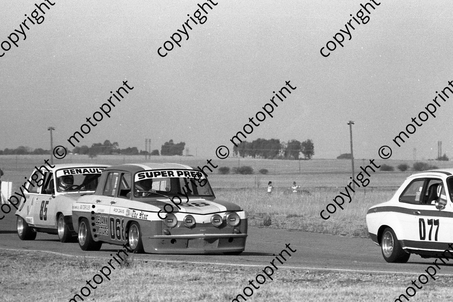1980 Welkom Star prod D77 Escort Mike Hoffman D68 R8 Rick Davis D85 R5 Andy Terlouw (permission Malcolm Sampson Motorsport Photography) (2)