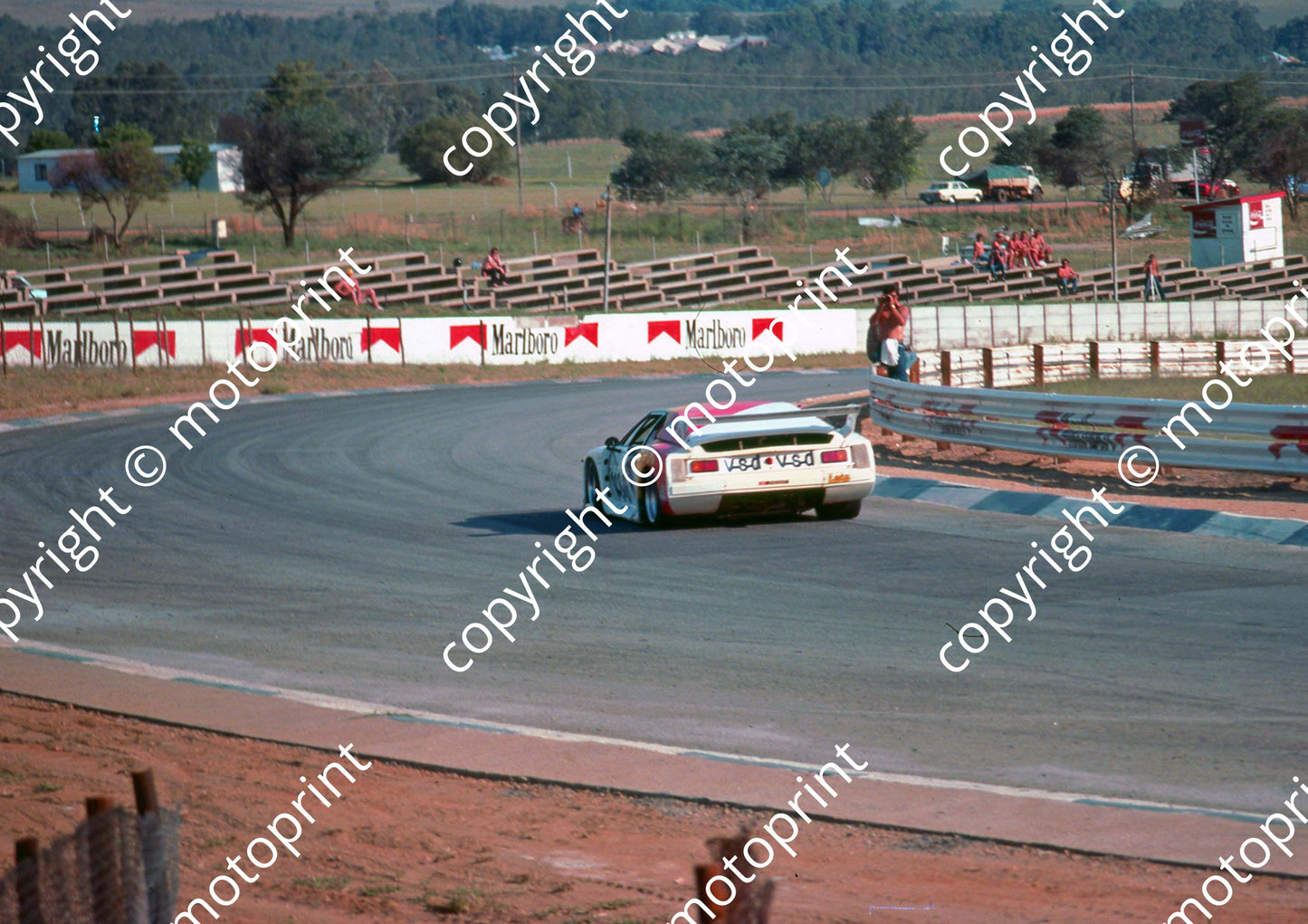 1981 9 hr 10 BMW M1 Umberto Grano, Eddy Joosen, Marco Vanoli (Colin Watling Photographic) (38)