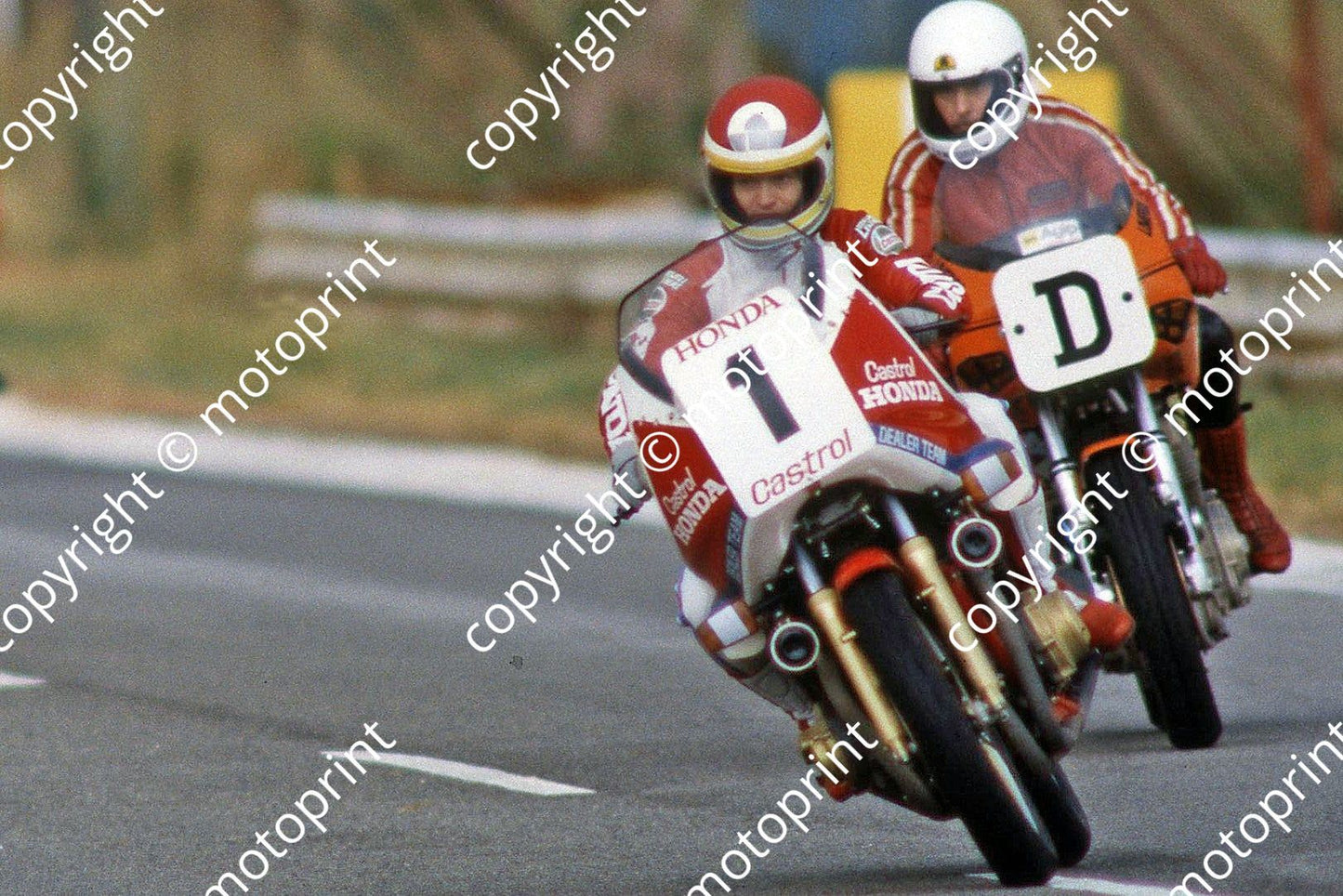 1981 Castrol Int Mike Crawford Honda, Peter Davies Laverda (permission Roger Swan) (5)