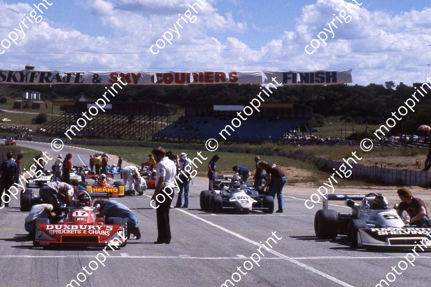 1981 FA Skyfrate grid 5 W Taylor, 3 Tilanus, 6 Haller, 17 Duxbury (courtesy Roger Swan) (27)