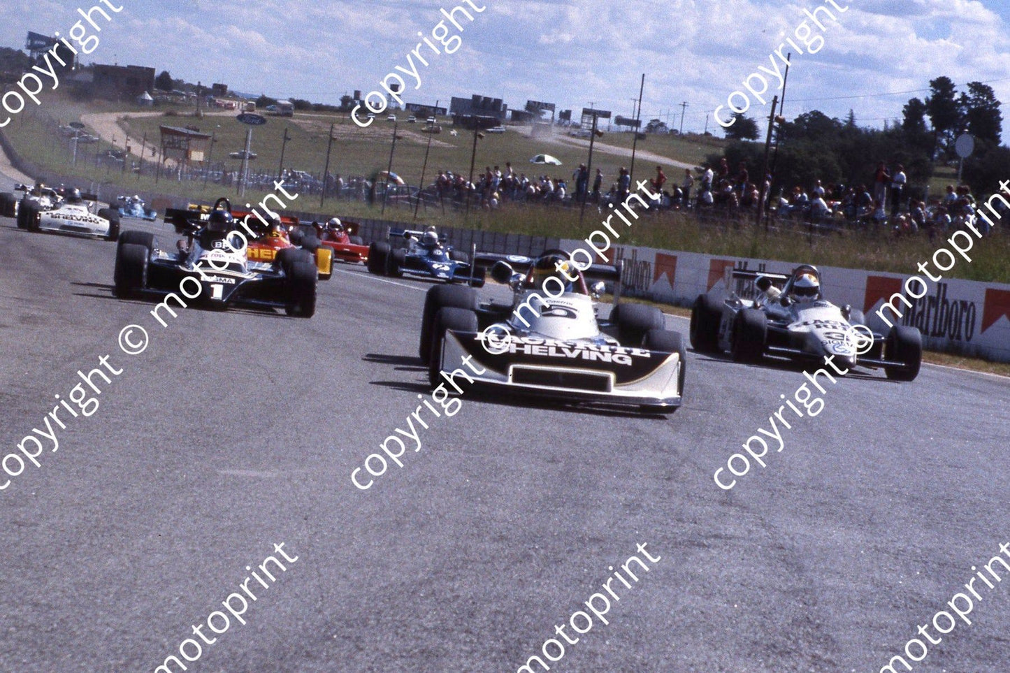 1981 FA Skyfrate parade f Crowthorne 5 W Taylor March 78, 1 T Martin Maurer 3 Tilanus Ralt (courtesy Roger Swan) (32)