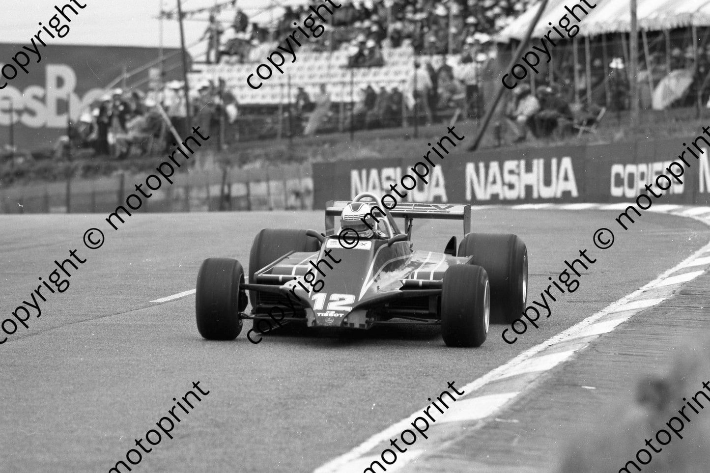 1981 SA GP 12 Nigel Mansell Lotus 81 (permission Malcolm Sampson Motorsport photography) 371
