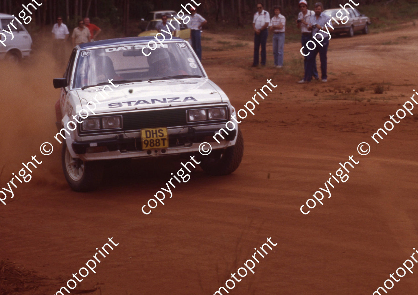 1982 Protea 8 Hannes Grobler, Mike Gillam Stanza (courtesy Roger Swan) (2)