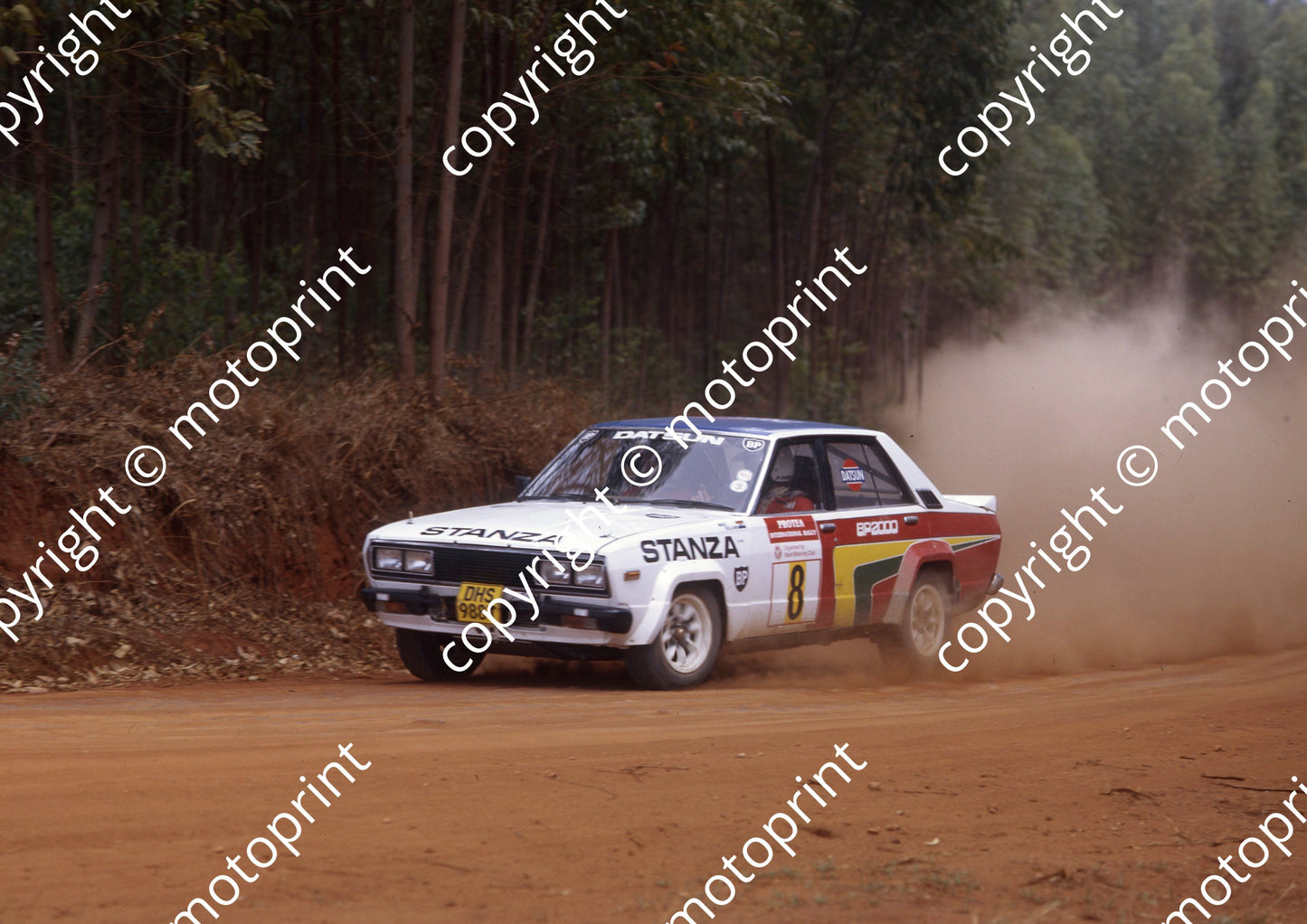 1982 Protea 8 Hannes Grobler, Mike Gillam Stanza (courtesy Roger Swan) (6)