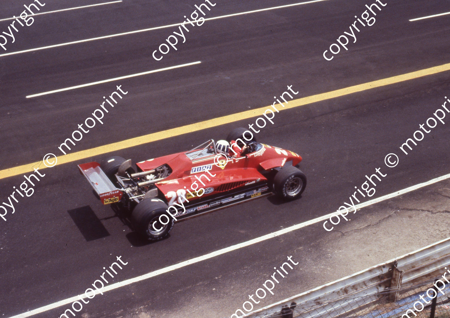 1982 SA GP 28 Didier Pironi Ferrari 126C2-056 pre-race (Colin Watling Photographic) (16)
