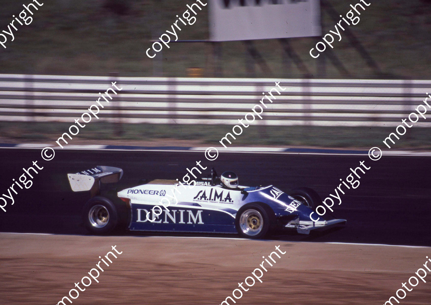1982 SA GP 31 Jean-Pierre Jarier Osella (Colin Watling Photographic) (8)
