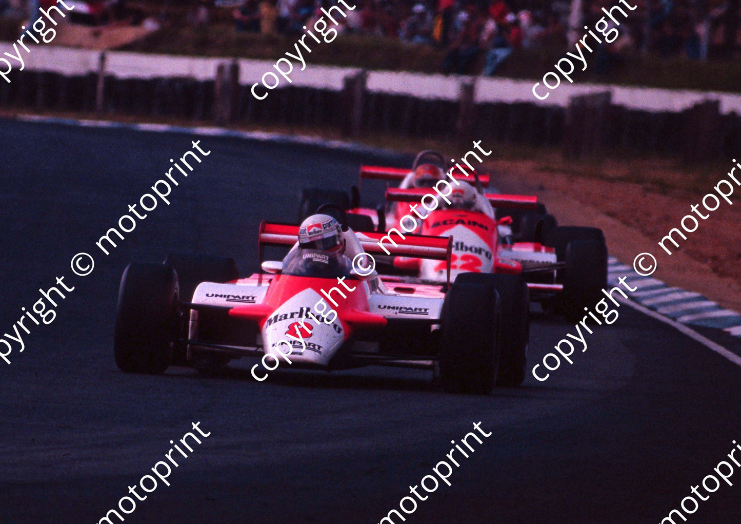 1982 SA GP 8 Niki Lauda McLaren MP4B_ 22 A de Cesaris Alfa NOTE scanned at target size A4 20x30 cm, suitable for enlarging (thanks Roger Swan) 026