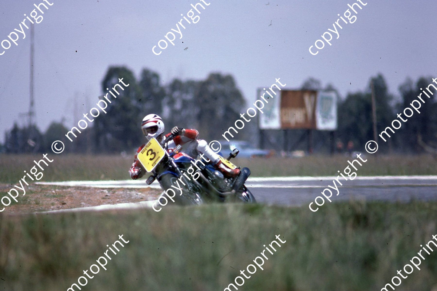 1982 Welkom 3 Trajan Grobler Honda check year and 6 Hr(Colin Watling Photographic) (8)