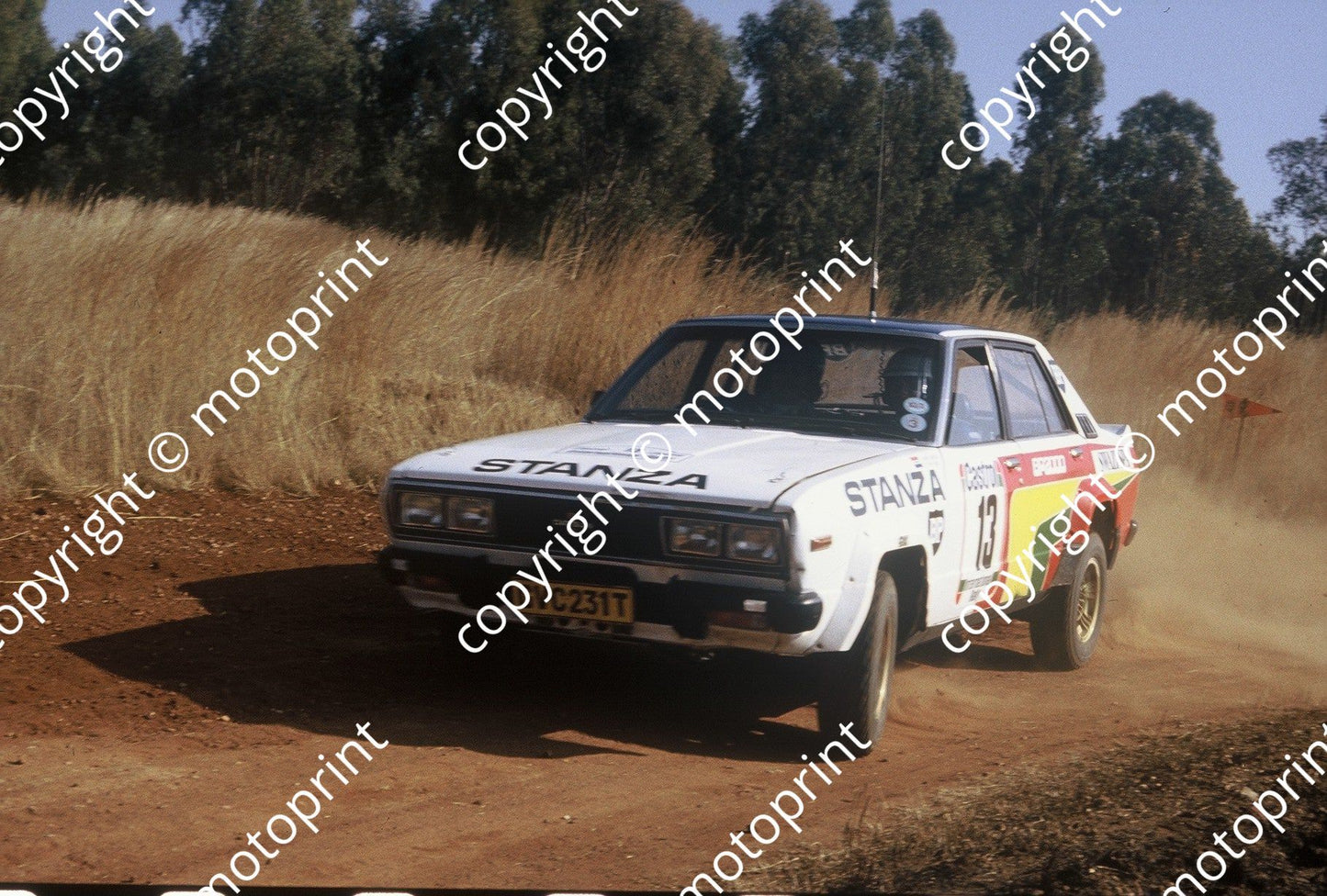 1982 Castrol Intnl 13 Koos Roos, John Begg Stanza (courtesy Roger Swan) (40)