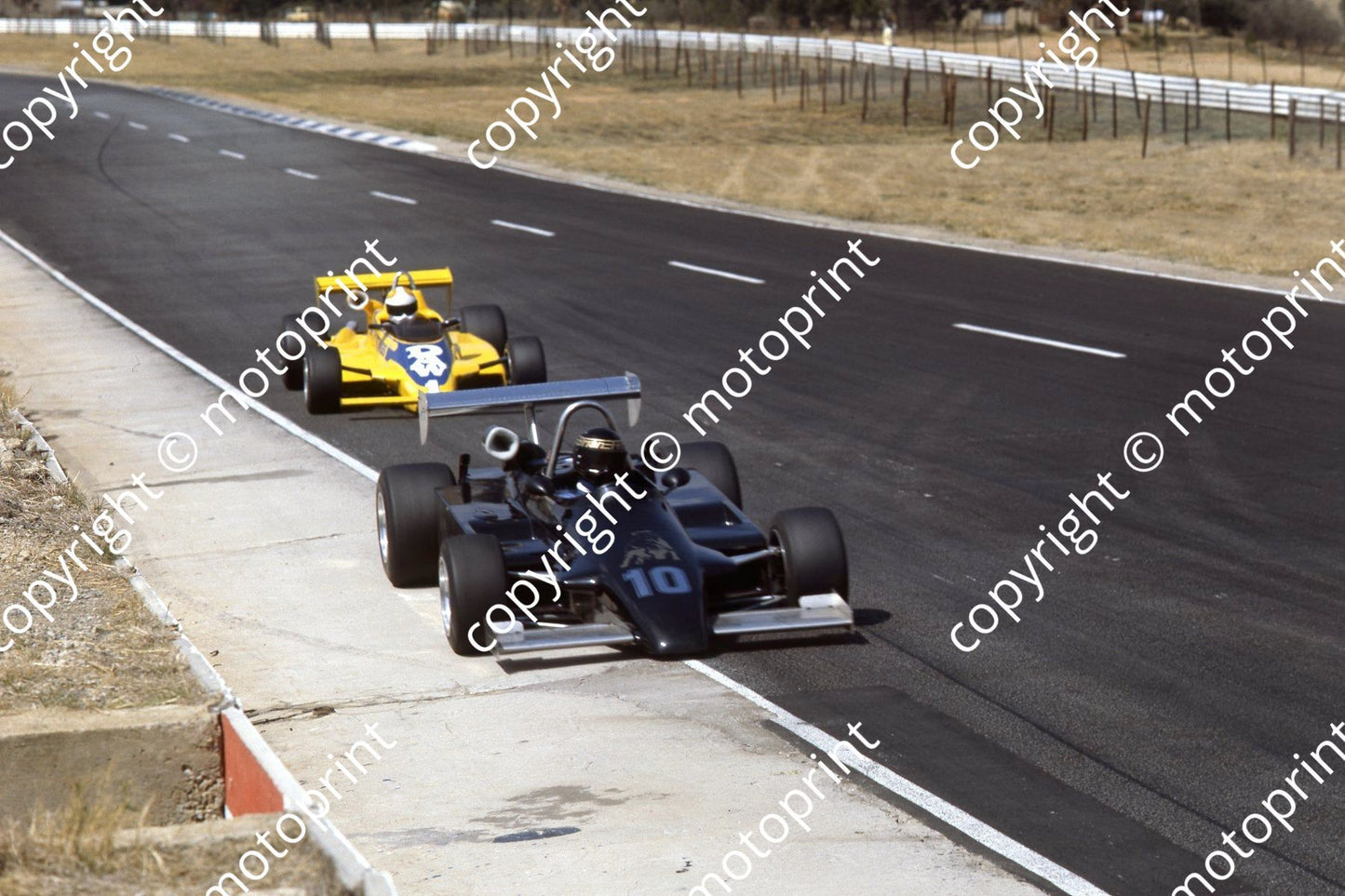 1982 FA Kya 10 Brian Ferris 4 Bernard Tilanus (permission Malcolm Sampson Motorsport Photography (6)