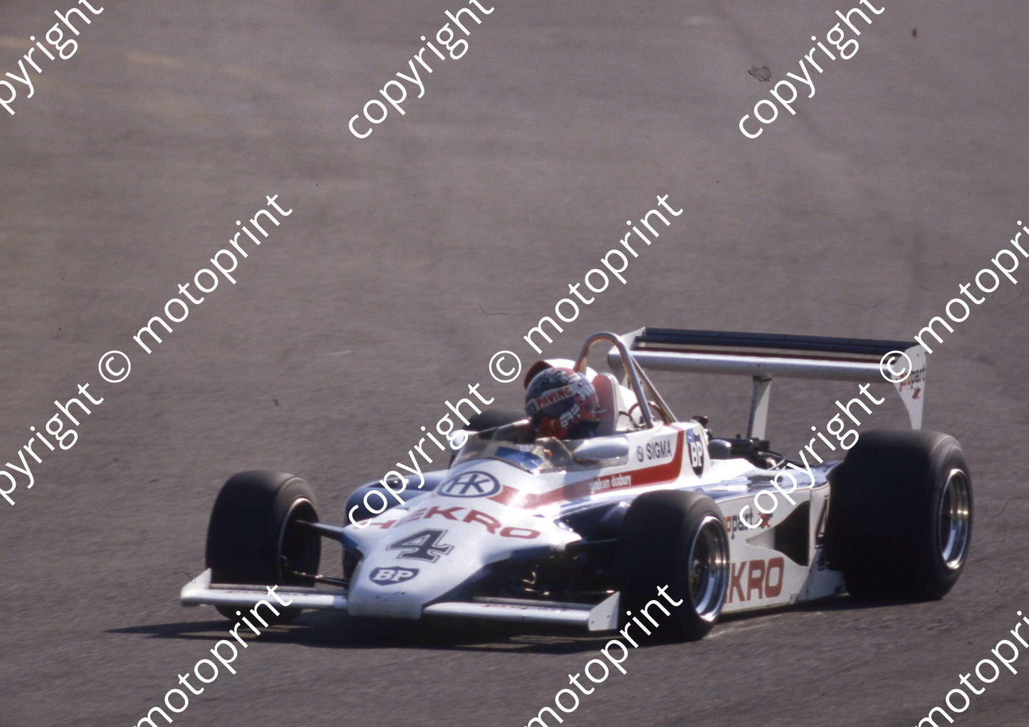 1982 Killarney FA 4 Graham Duxbury March 822 (courtesy Roger Swan) (25)