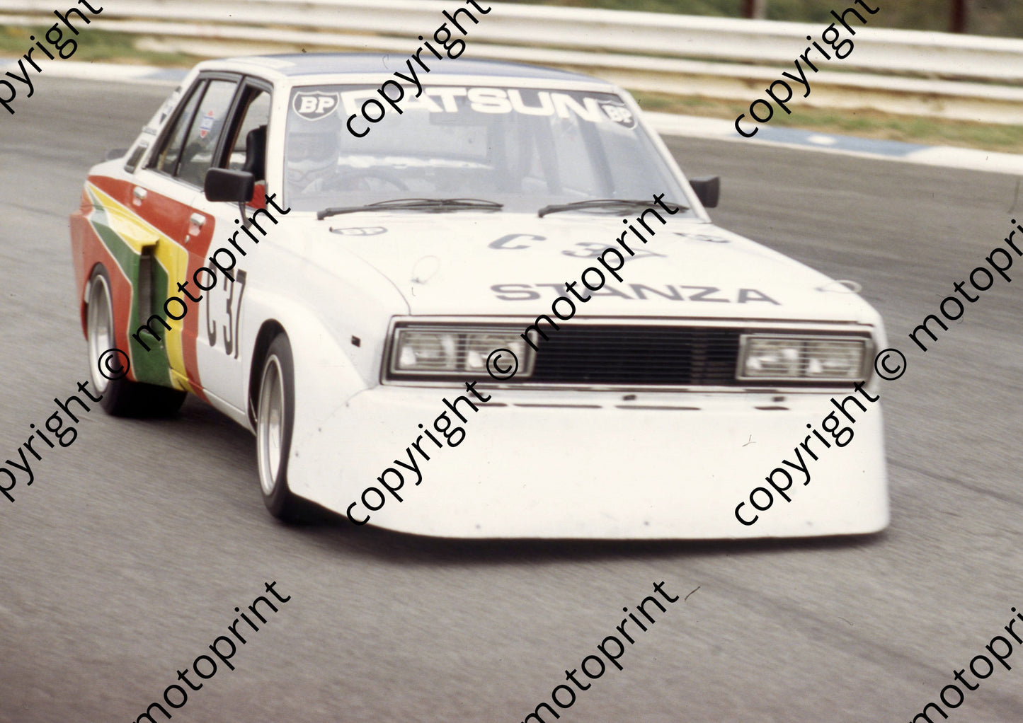 1982 Kya 9 hr 37 Tommy Voget, Johnny Pienaar Capella (courtesy Roger Swan) (3)