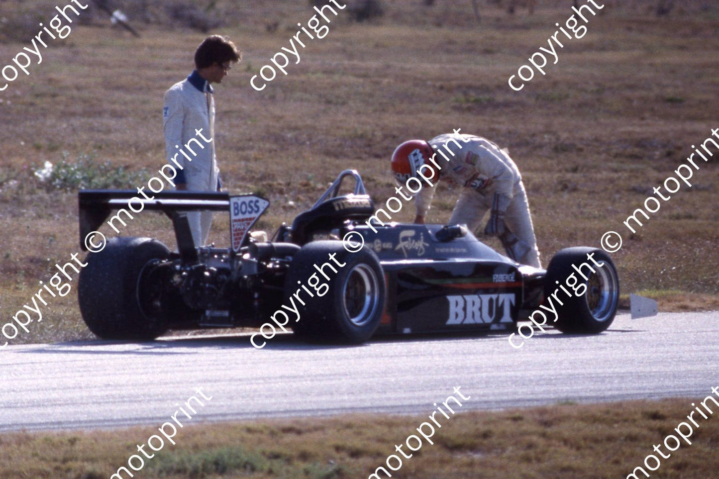 1983 Aldo 1 Graham Duxbury March 832 stopped on track (courtesy Roger Swan (24)