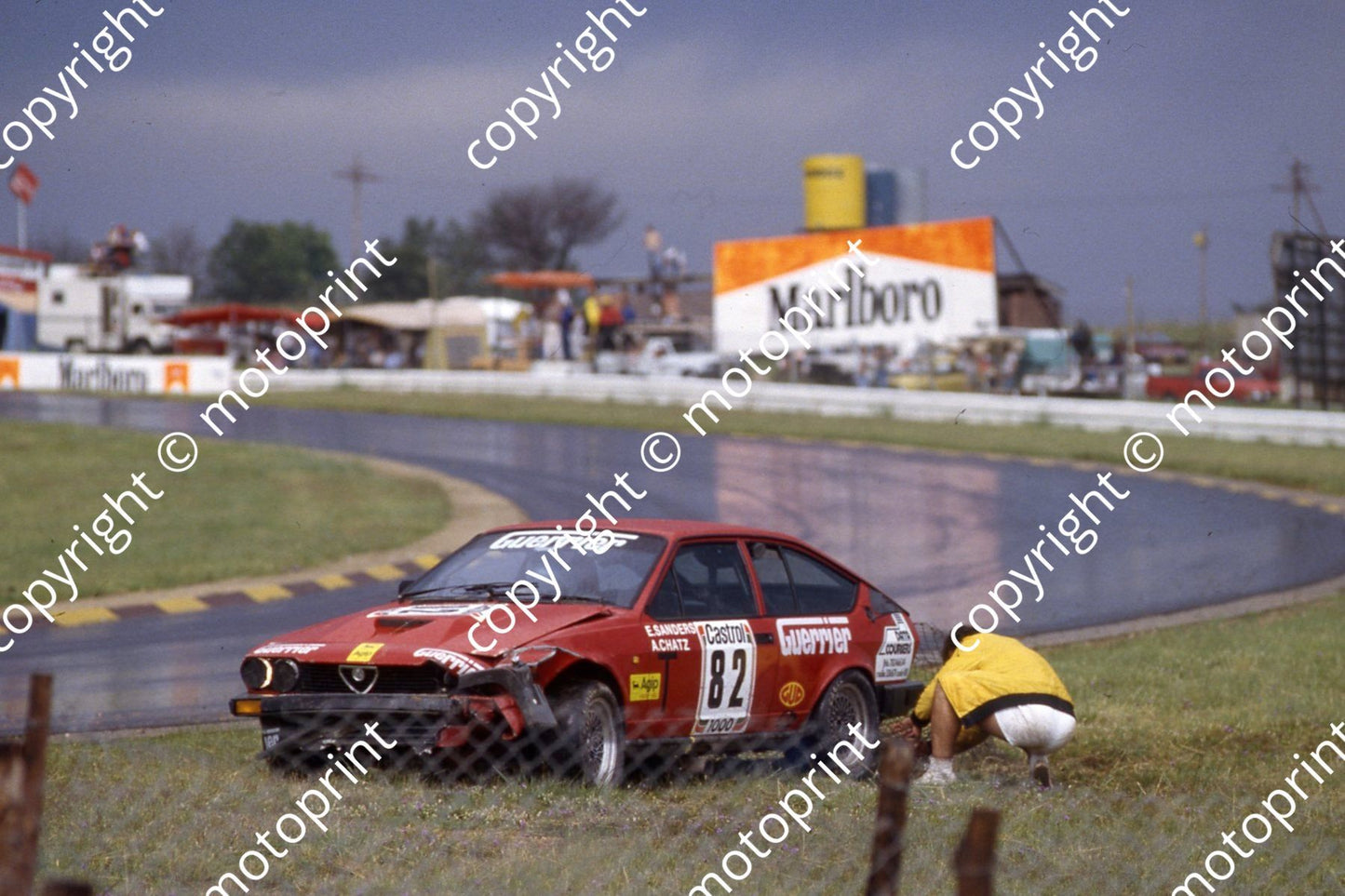 1983 Castrol 1000 82 Arnold Chatz Eric Sanders Alfa GTV6 rain off at Barbeque (courtesy Roger Swan) (1)