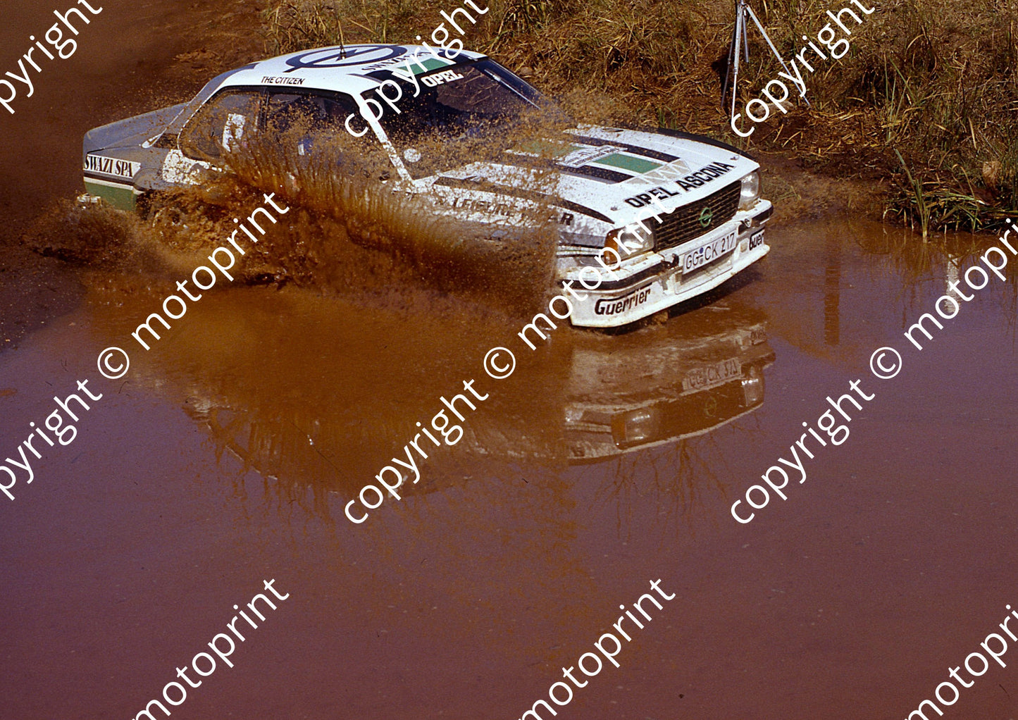 1983 Castrol Intnl 11 Eric Sanders, Richard Leeke Ascona (courtesy Roger Swan) (6)