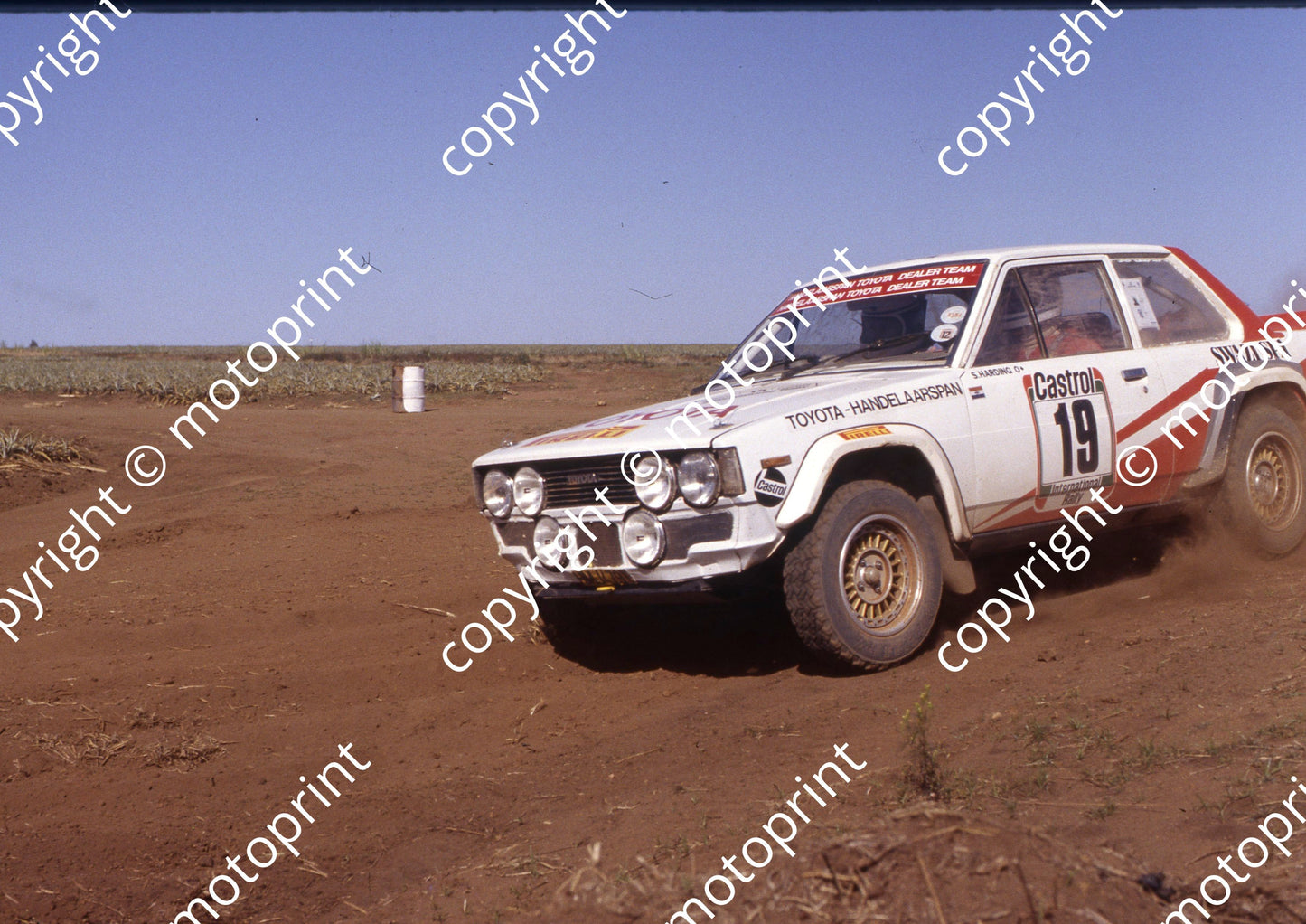 1983 Castrol Intnl 19 Giv Piazza-Musso, Steve Harding T(courtesy Roger Swan) (22)