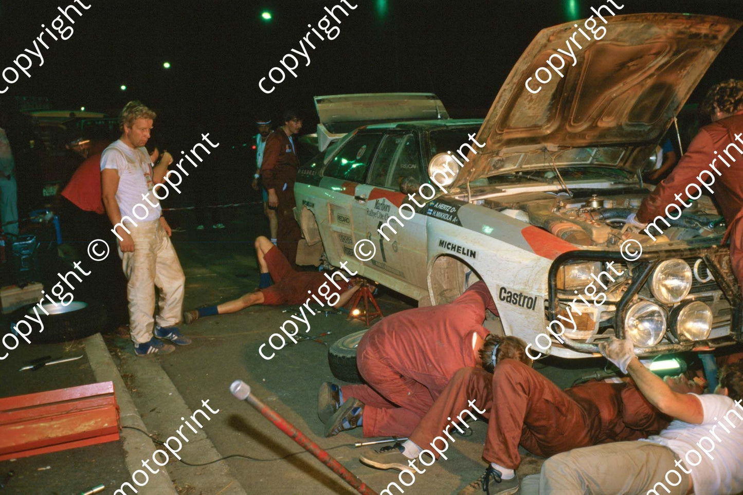 1983 Ivory Coast 1 Hannu Mikkola, Arne Hertz Audi Quattro, major night service(courtesy Roger Swan) (1)