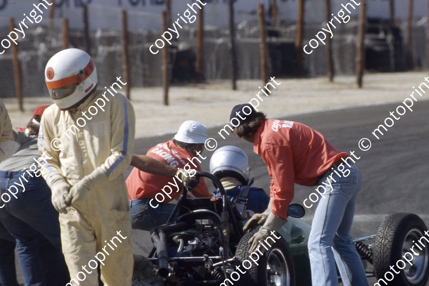 1983 Kya Aug FF 22 Louis van der Merwe PRS RH01 in fences (courtesy Roger Swan) (18)