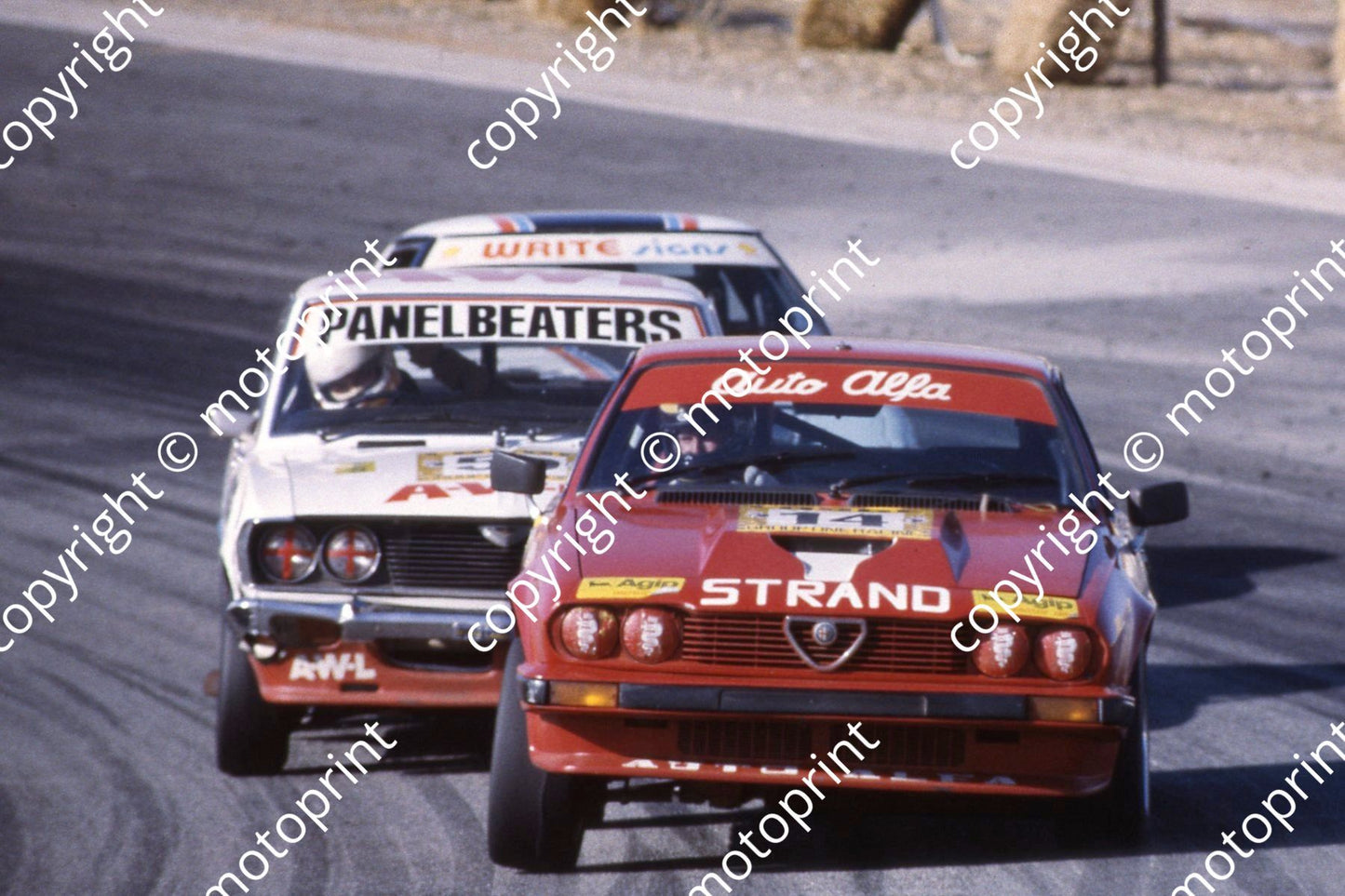 1983 Kya Lodge 2hr Sept T14 Leon de Kock, Danie van der Merwe Alfa GTV6 (courtesy Roger Swan) (2)