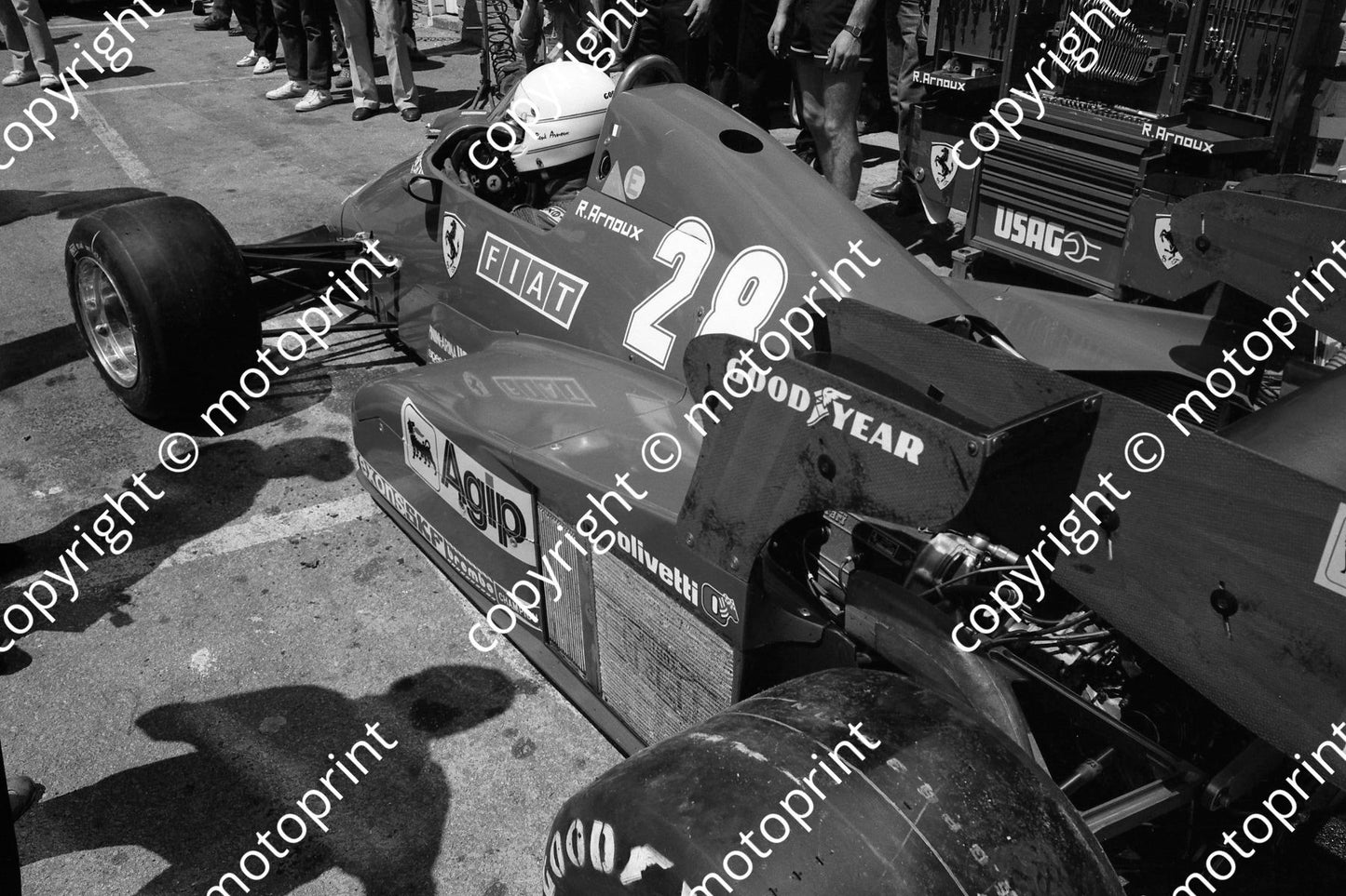 1983 SA GP 28 Rene Arnoux Ferrari 126C3 (permission Malcolm Sampson Motorsport Photography) )