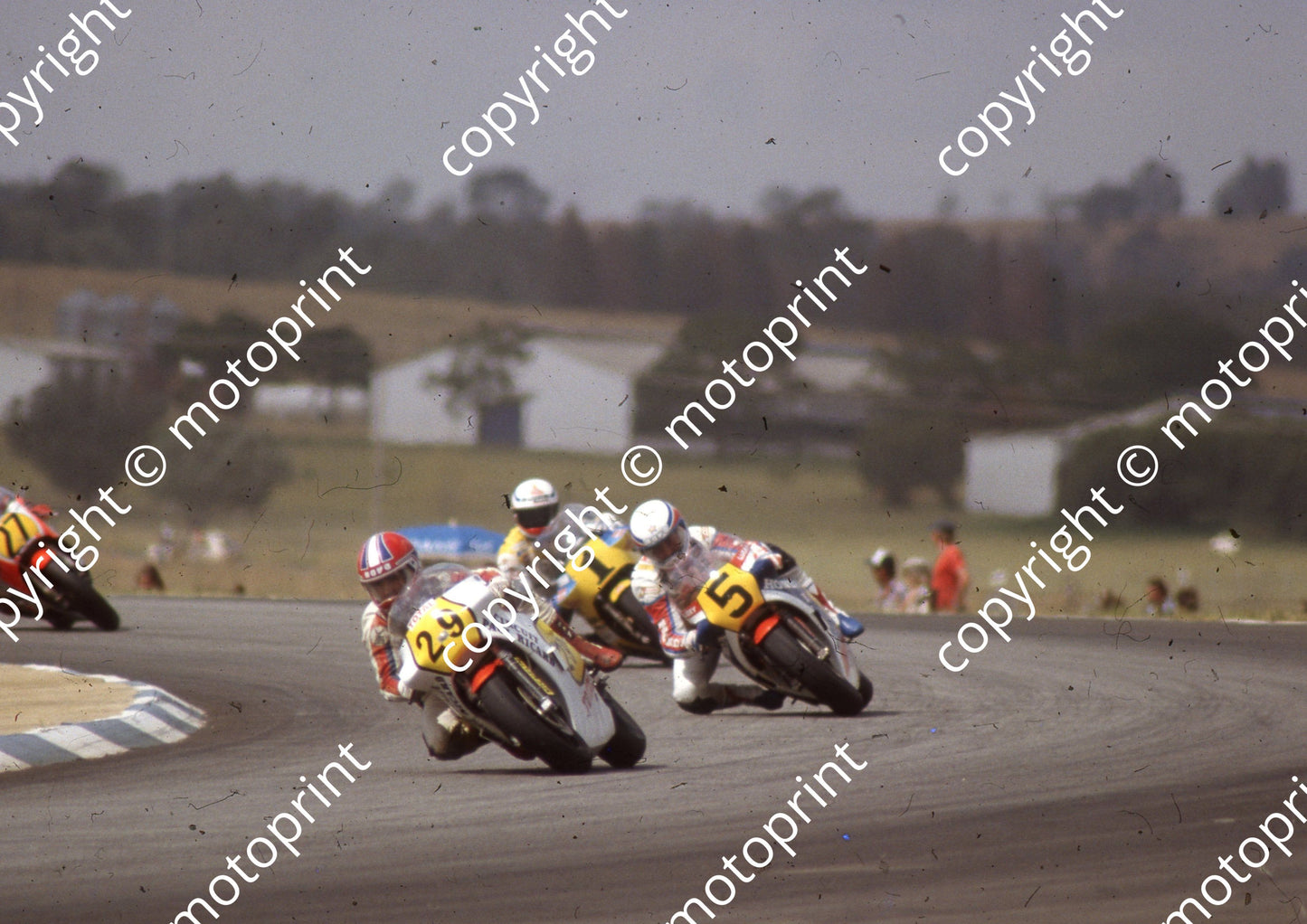 1983 SA GP 500cc 29 Keith Huewen Suzuki check 5 Marco Lucchinelli Honda 1 Franco Uncini Suzuki(Colin Watling Photographic) (13)