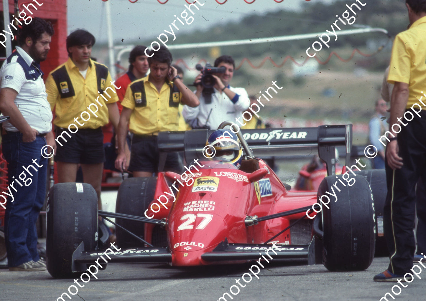 1983 SS SA GP 28 Rene Arnoux Ferrari 126C2- B(Colin Watling Photographic) (28)