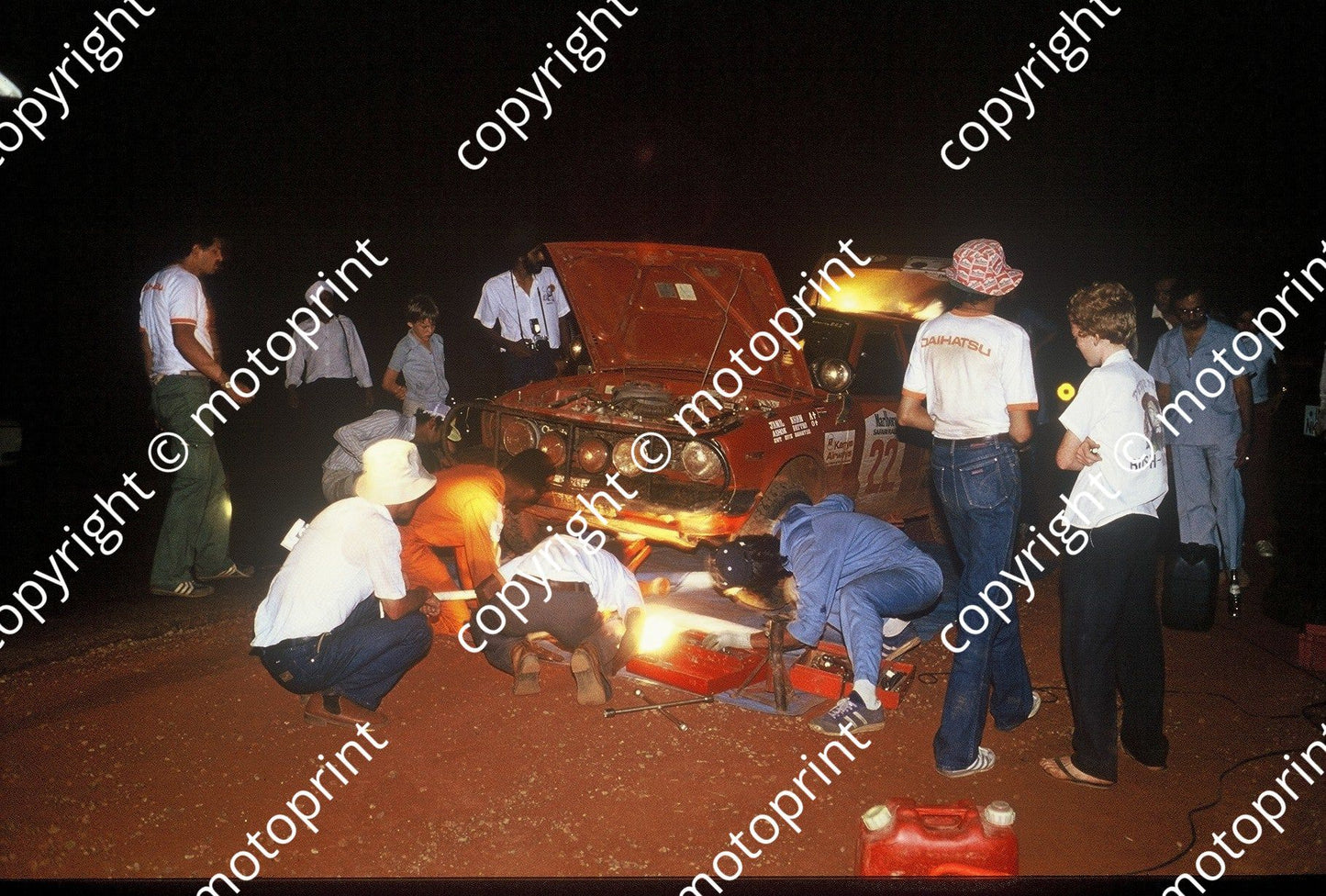 1983 Safari 22 (courtesy Roger Swan) (171)