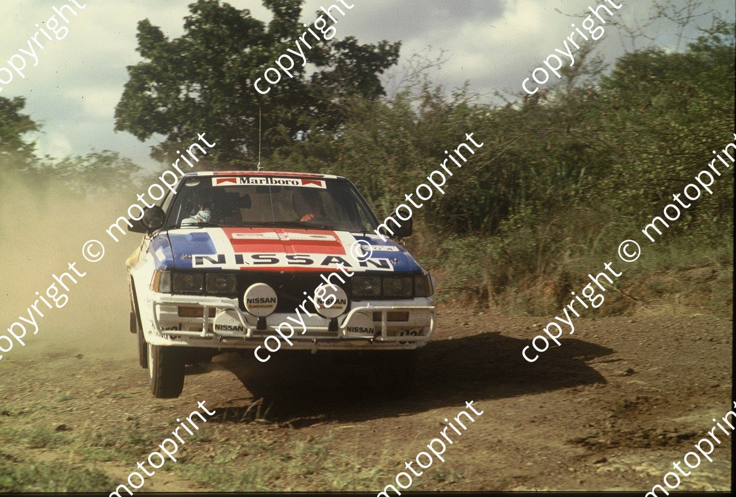 1983 Safari 3 Timo Salonen, Seppo Harjanne Nissan 240RS (courtesy Roger Swan) (16)