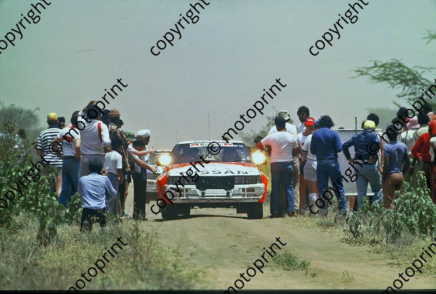 1983 Safari 4 Shekhar Mehta, Rob Combes Nissan 240RS control point (courtesy Roger Swan) (24)