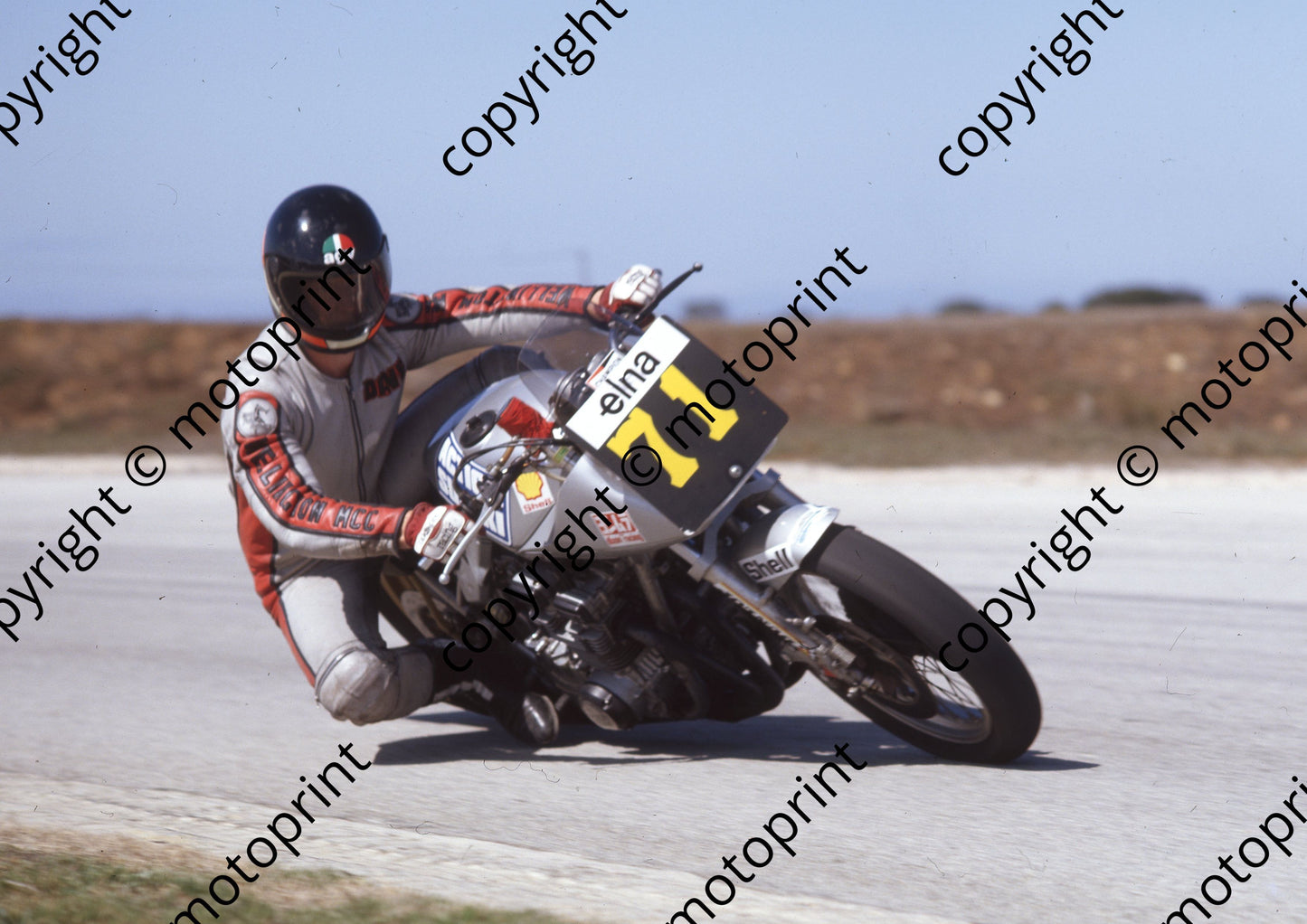 1983 Welkom 71 Dave Hiscock Suzuki Katana (Colin Watling Photographic) (7)