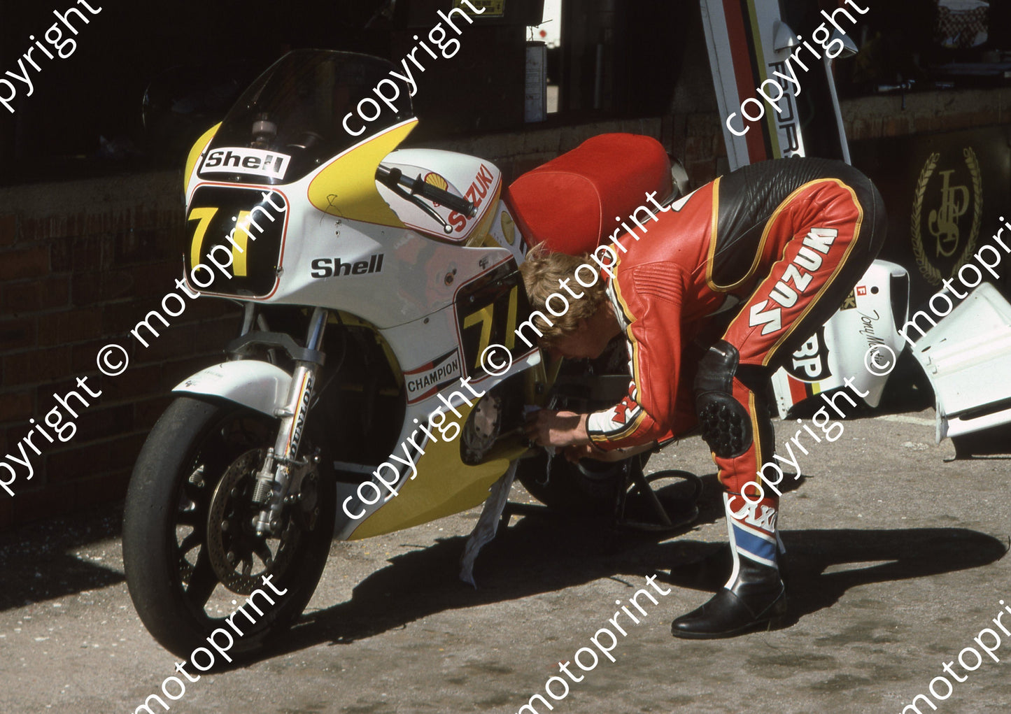 1983 Welkom 71 Dave Hiscock Suzuki (Colin Watling Photographic) (12)