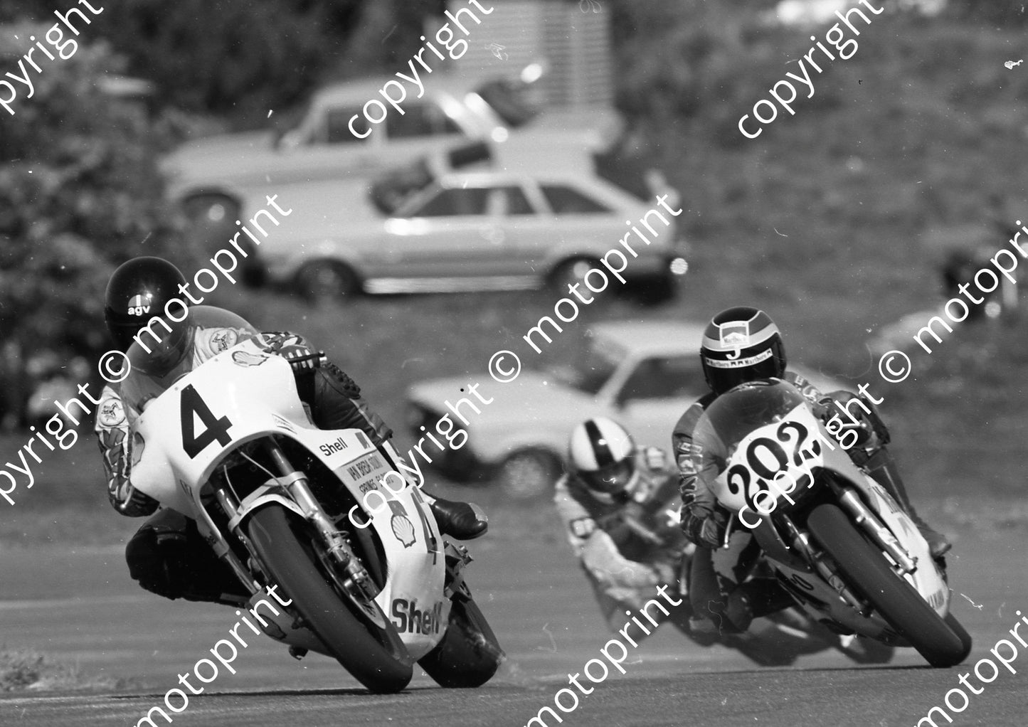 1984 EL Brut GP MC 4 Dave Hiscock Katana 202 Jimmy Rodger Yamaha (Colin Watling Photographic) (66)