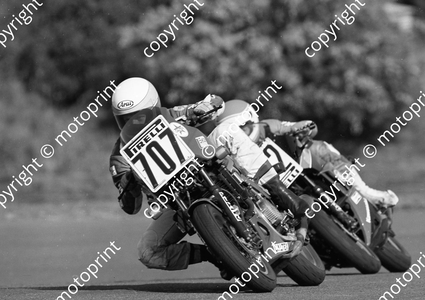 1984 EL Brut GP MC 707 Dave Petersen Honda VF (Colin Watling Photographic) (37)