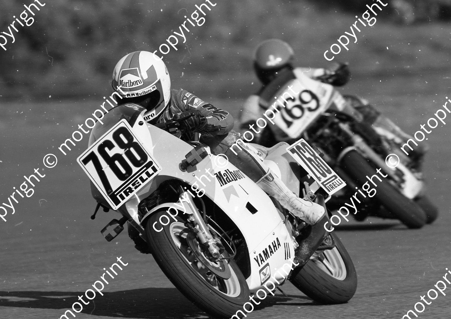 1984 EL Brut GP MC 768 David Emond Yamaha confirm 769 Roger Finch Honda VF (Colin Watling Photographic) (54)