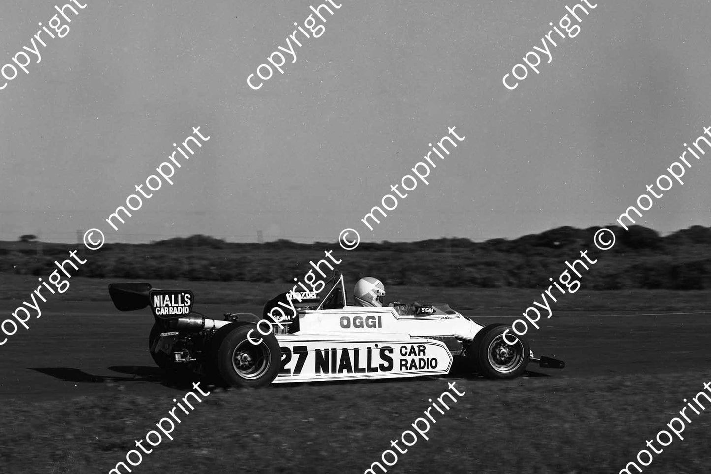 1984 EL F2 Brut GP 27 Ivano Moavero March 832 ex Duxbury scan 20x30cm (permission Malcolm Sampson Motorsport Photography)(2)