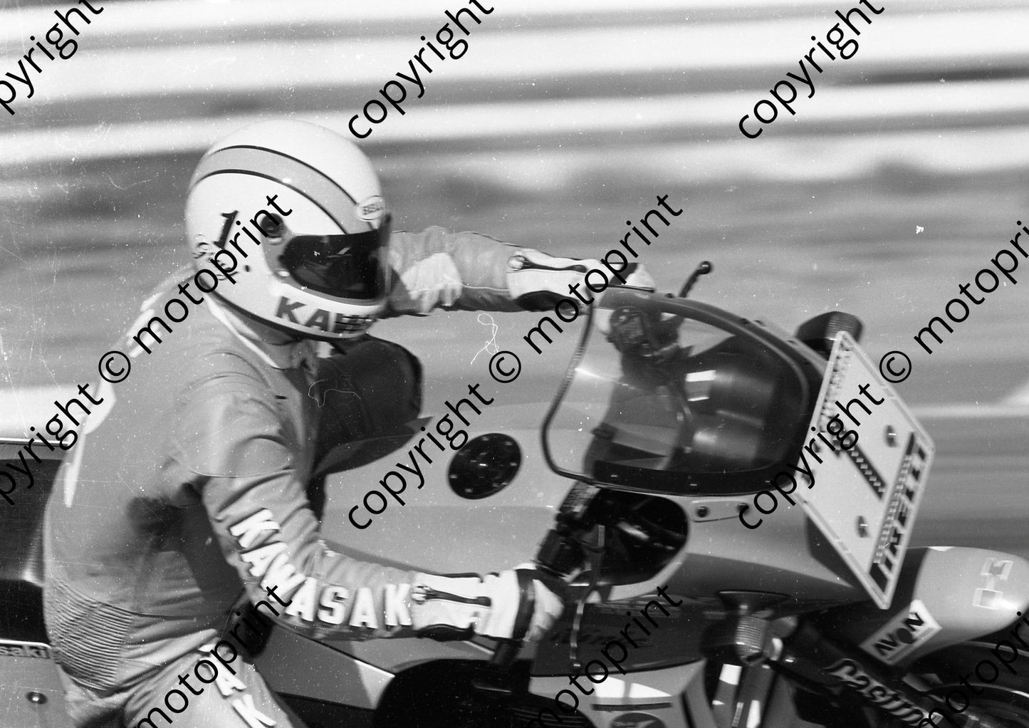 1984 Kya Autm Pirelli 1 Rod Gray Kawasaki (Colin Watling Photographic) (39)