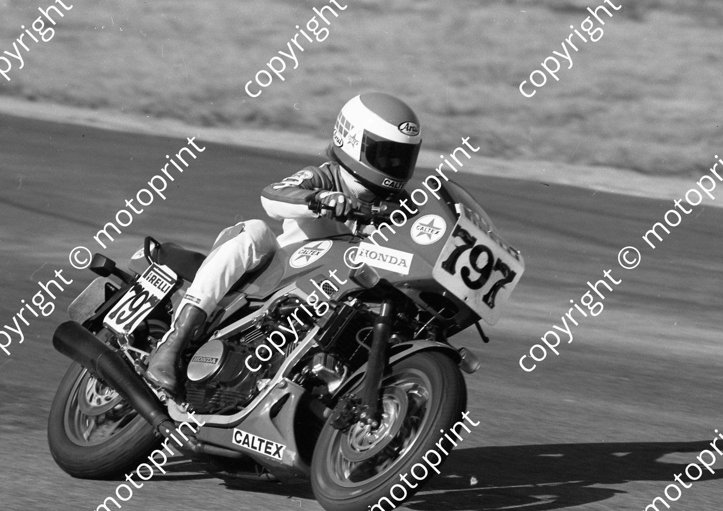 1984 Kya Autm Pirelli 797 Rob Petersen (Colin Watling Photographic) (2)