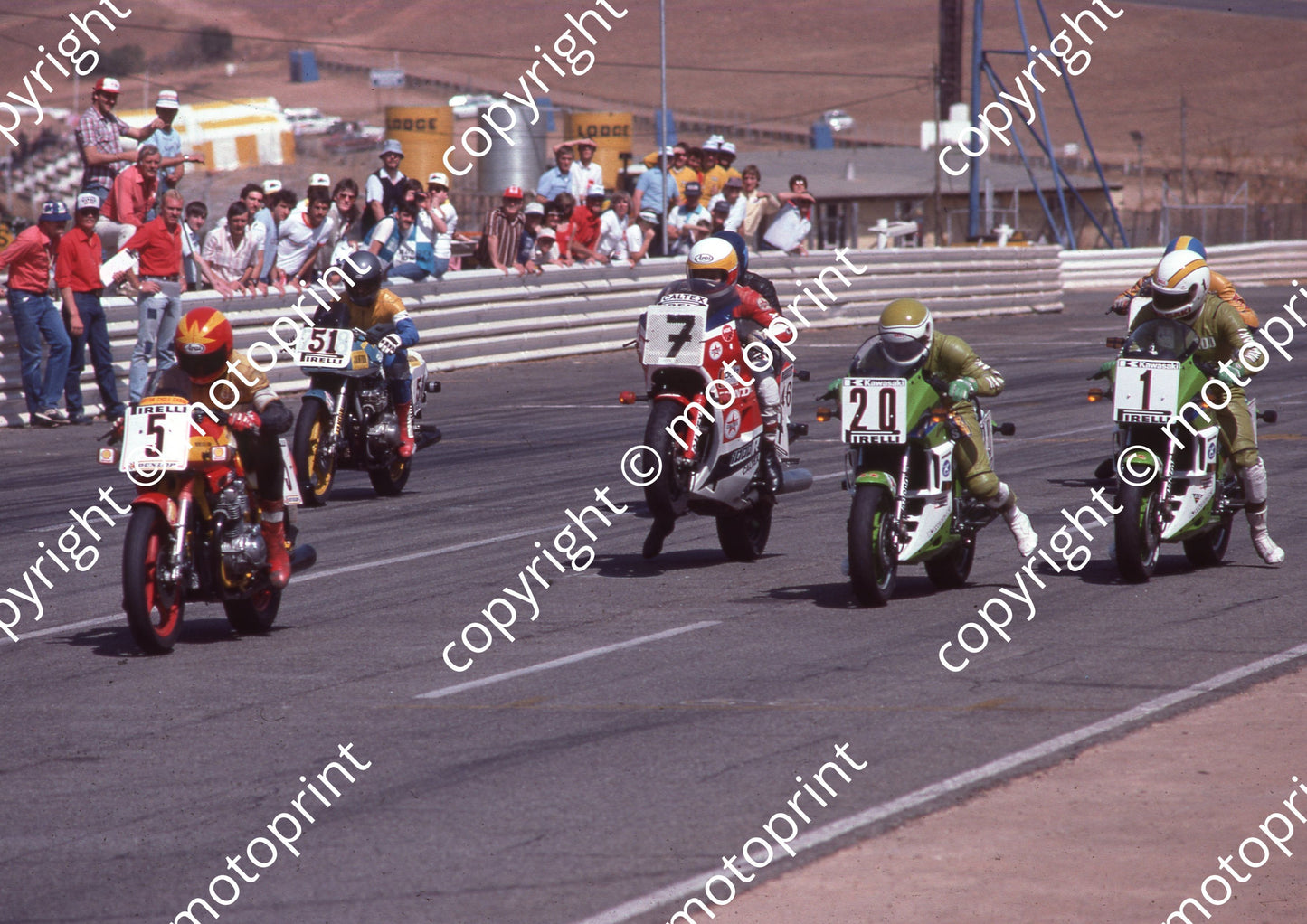 1984 Kya Pirelli 5 Eugene van Aswegen Suzuki 51.... 7 Dave Petersen Honda 20 Jamie Thomas Kawasaki 1 Rod Gray Kawasaki (Colin Watling Photographic) (84)