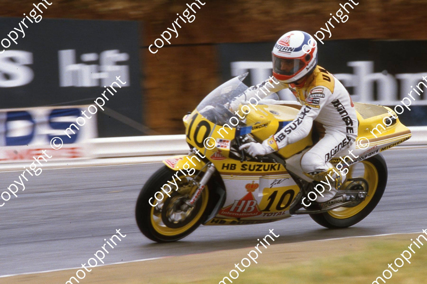 1984 MC SA GP 10 Franco Uncini Suzuki (courtesy Roger Swan) (1)