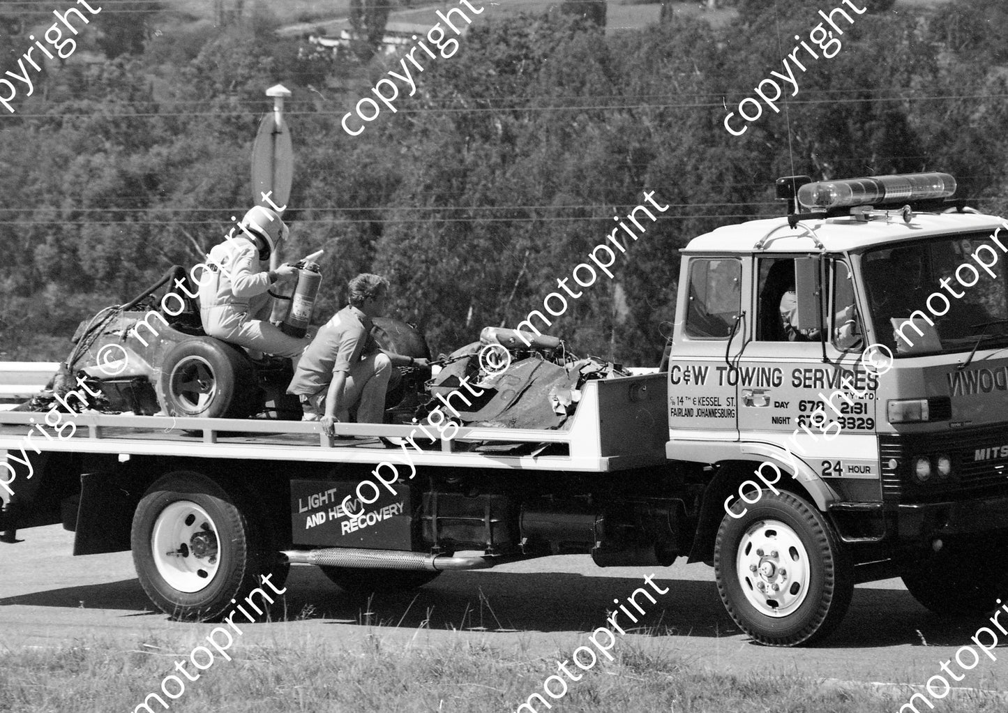 1984 SA GP 24 Piercarlo Ghinzani Osella Alfa FA1F MORNING WARM UP CRASH JUKSKEI (Colin Watling Photographic) (3)