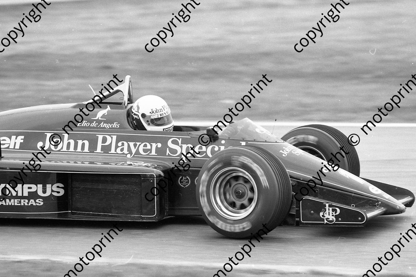 1985 Brands European GP 11 Elio de Angelis Lotus Renault 97T (Colin Watling Photographic) (131)