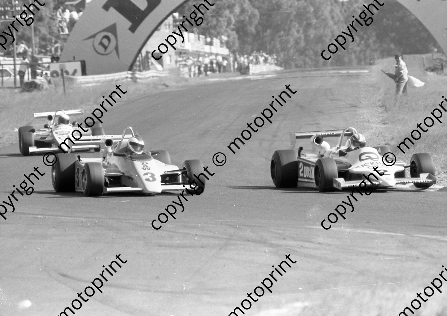 1985 Killarney F2 2 Bernard Tilanus Lant RR84 3 Trevor van Rooyen Maurer MM82 5 Wayne Taylor Lant RR (Colin Watling Photographic)39 (26)