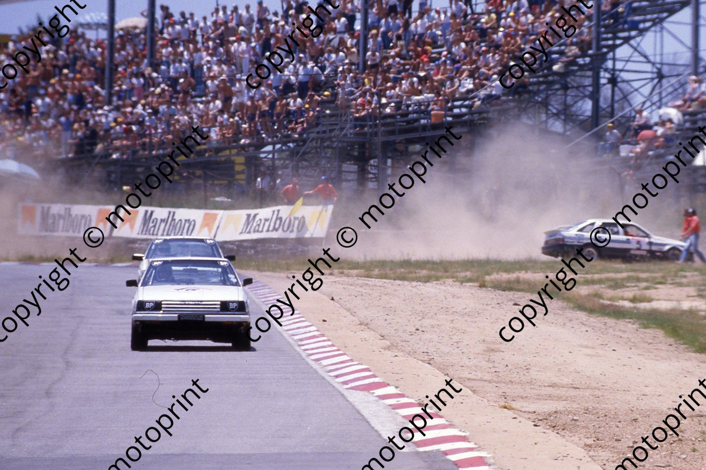 1985 Kya Gp 1 Oggi Jan T5 Sierra XR8 John Gibb (courtesy Roger Swan) (14)