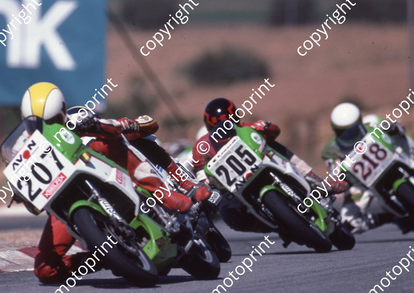 1985 Kya MC 207 Mitchell Hickey Kawasaki KR250 205 Neil Mundy Kawasaki 218 Clive Spencer Kawasaki (Colin Watling Photographic) 322 (72) - Copy